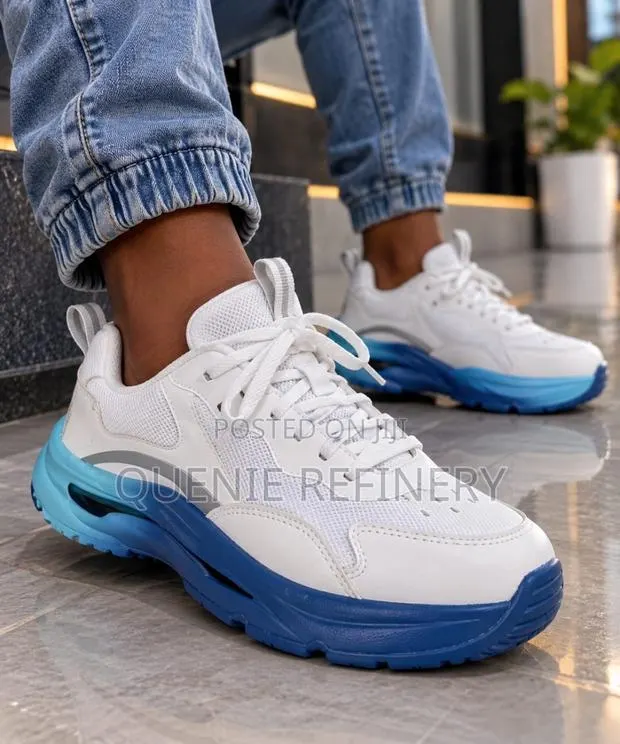 Kids Sneakers · Photo 1