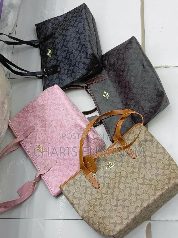 Coach Tote Bag · Photo 1