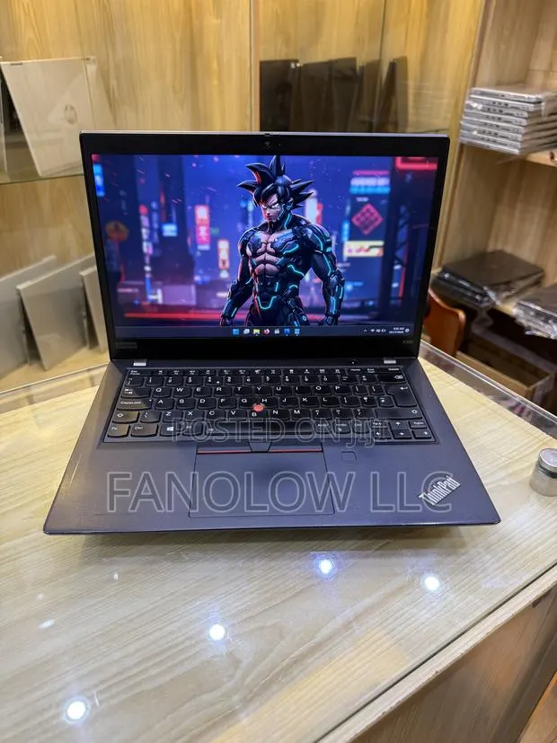 New Laptop Lenovo ThinkPad X390 8GB Intel Core i5 SSD 256GB · Photo 1