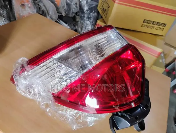 Toyota Vitz 2018/2019/2020/2021/2022 Taillight · Photo 1