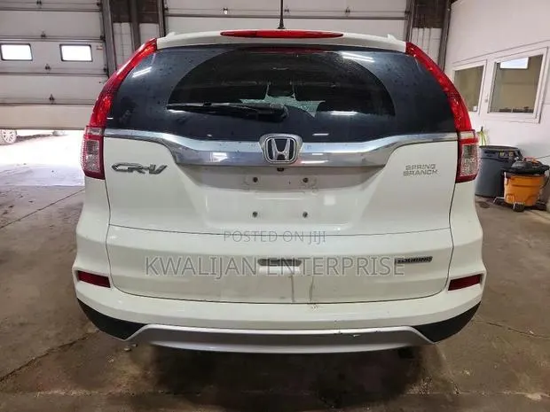 Honda CR-V Touring 4dr SUV (2.4L 4cyl CVT) 2016 White · Photo 1
