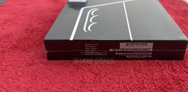 New Samsung Galaxy Z Fold7 256 GB Black · Photo 1