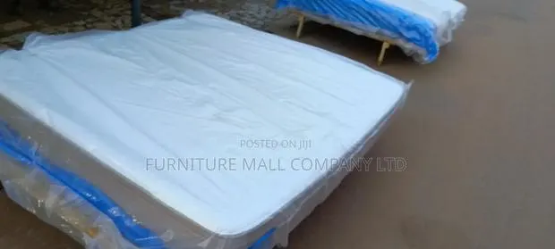 Lovely King Size Mattrese Available as Sen · Photo 1