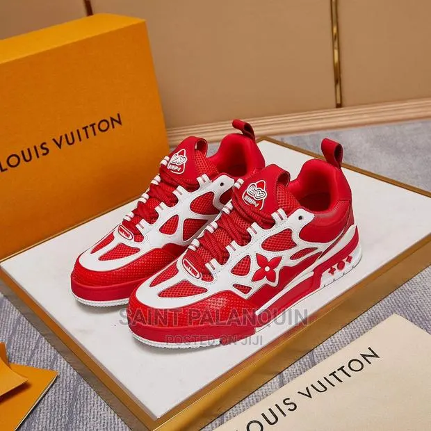 Louis Vuitton Sneakers · Photo 1