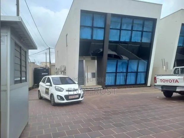 4bdrm Duplex in East Legon, Police Station for rent · Photo 1