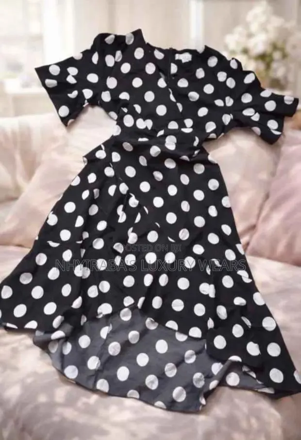 Ladies Dresses · Photo 1