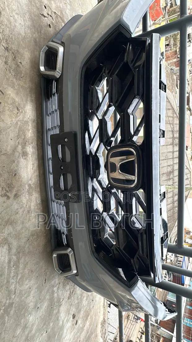 Honda Cr-v 2023-2026 Complete Front Bumper. · Photo 1