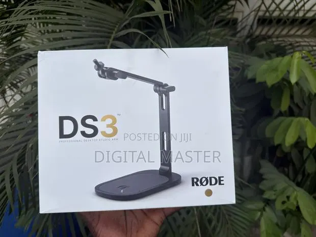 RODE DS3 Desktop Studio Arm for Broadcast Microphones · Photo 1