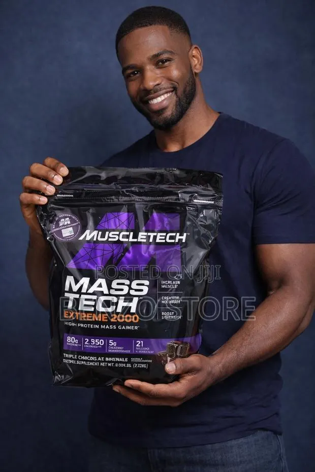 Authentic Muscletech Extreme Mass Gainer Protein Powder for Bulking · Photo 1