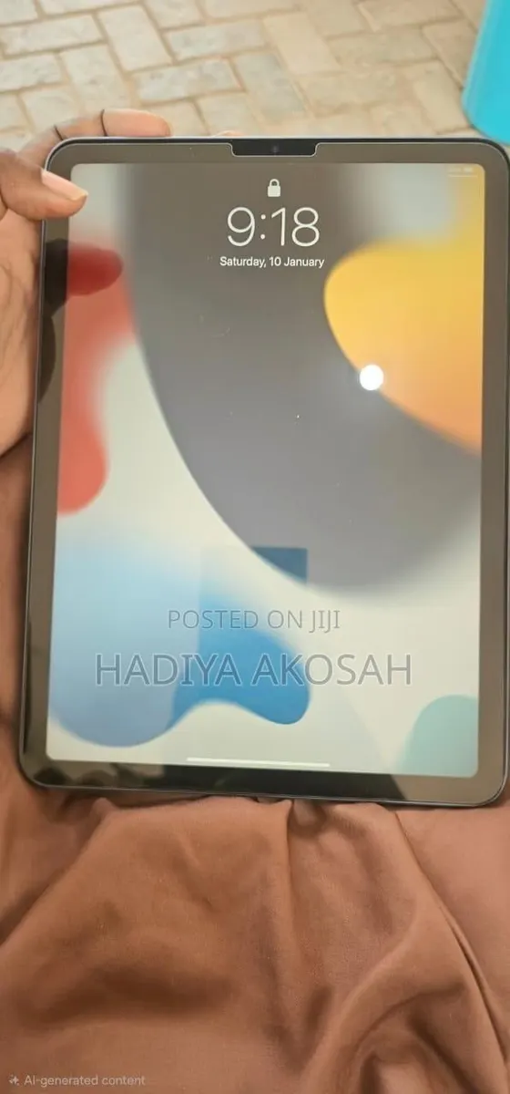 Apple iPad Air (2022) 256 GB Gray · Photo 1