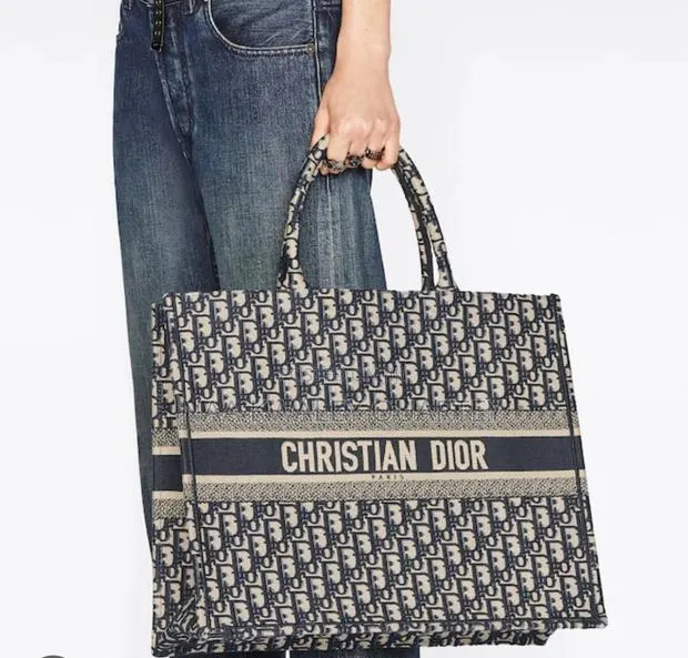 Dior Ladies Bag · Photo 1