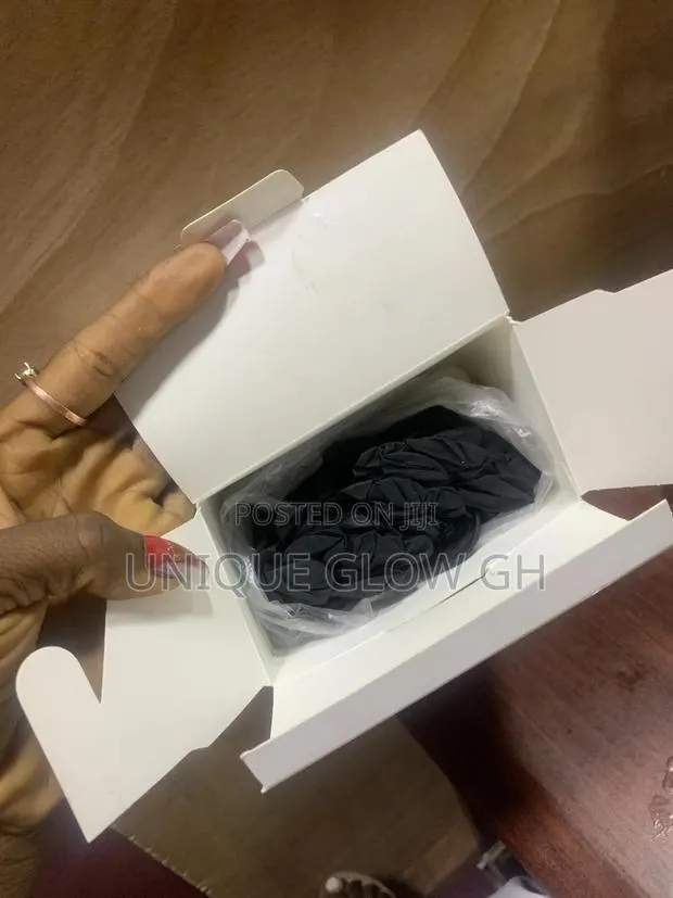 Black Nitrile Gloves Long Lasting Gentle on Skin · Photo 1