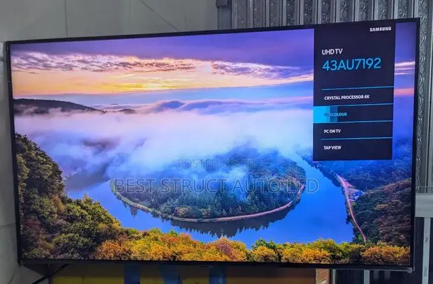 Slightly Used Samsung 43 Inches Smart Tv · Photo 1