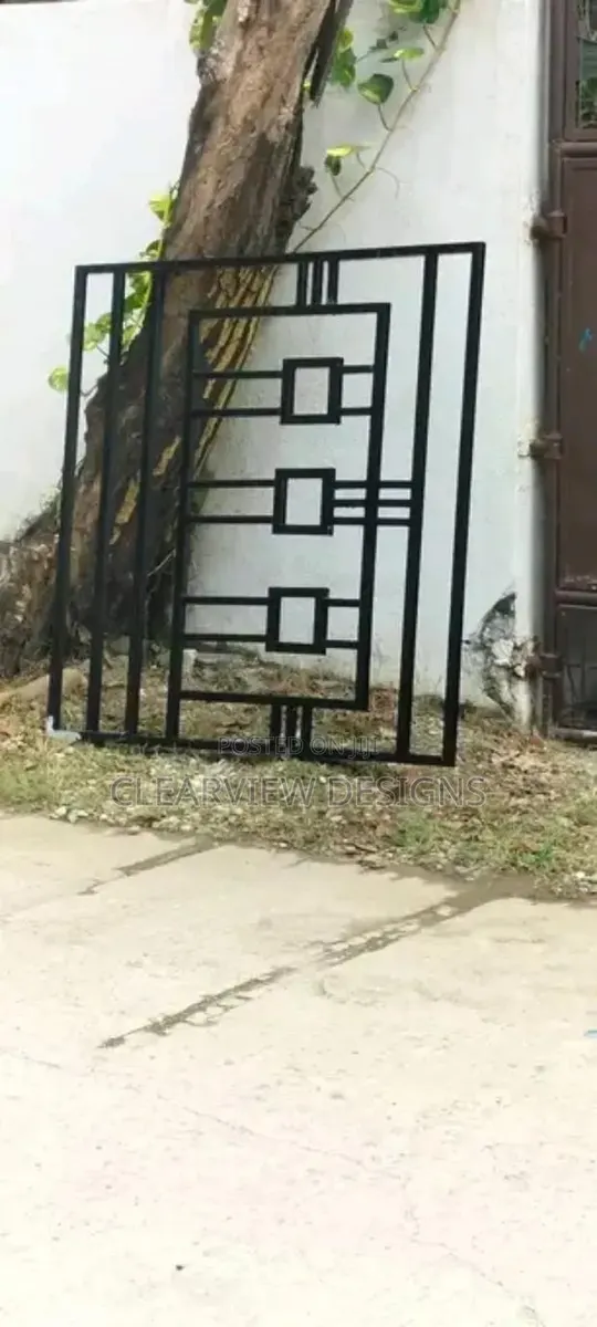 Burglar Proof Window / Metal Window Screen · Photo 1