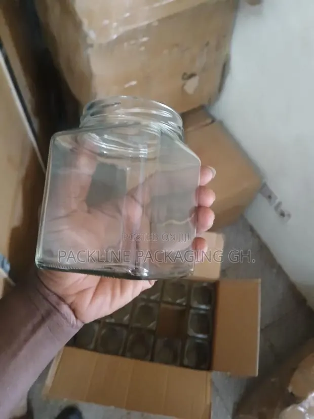 500ml and 730ml Square Shito Glass Jars With Screw Covers · Photo 1