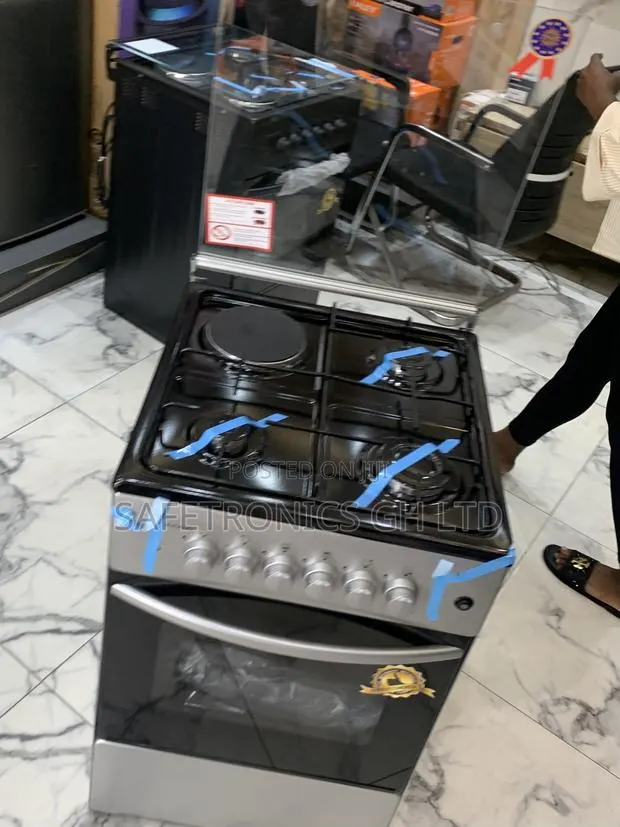 Most Reliable Volcano 3 Gas + 1 Electric Burner Cooker 50x50 · Photo 1