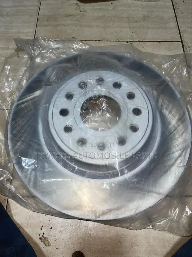 Dodge Ram 1500 2019-2025 Front Disc · Photo 1