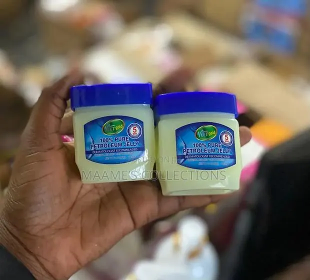 Veetgold Petroleum Jelly Vaseline · Photo 1