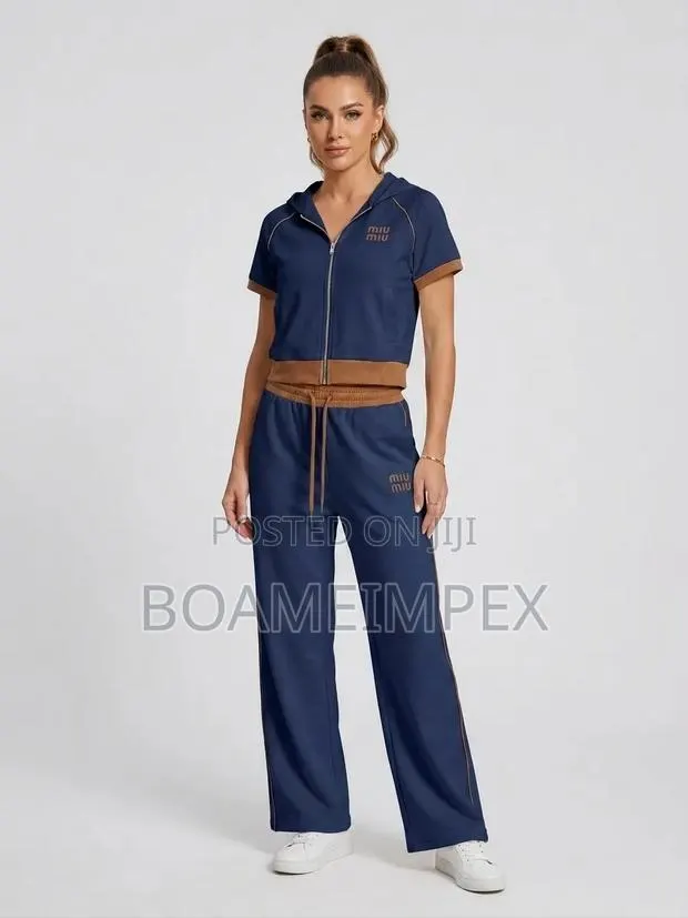 Women’s 2-Piece Zip-Up Tracksuit Set | Sporty Chic · Photo 1