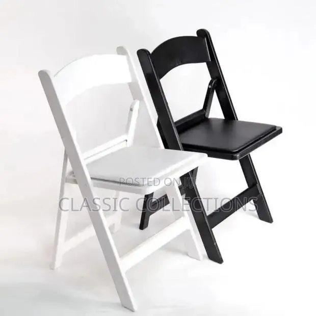 Folding Chairs- Gradiator · Photo 1