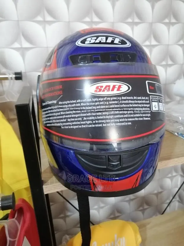 Motorcycle Helmet Accra · Photo 1