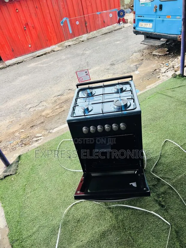 Lovely New Black Volcano Gas Cooker Oven 50/50 4burner · Photo 1