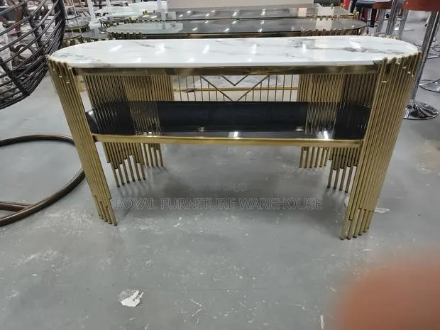 A Luxury Modern Two-Tier Console Table · Photo 1