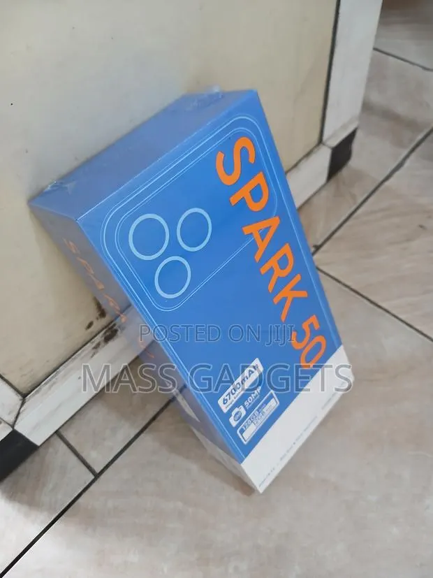 New Tecno Spark 50 128 GB Gray · Photo 1
