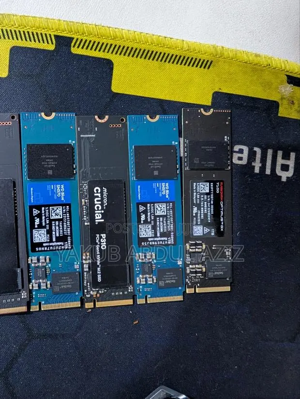 M.2 1tb Drive Gen4 · Photo 1