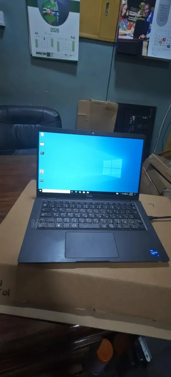 New Laptop Dell Latitude 5320 16GB Intel Core i7 SSD 256GB · Photo 1