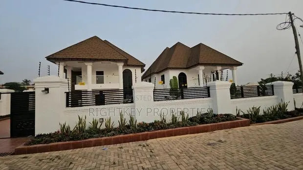 5bdrm House in Rightkey, Kumasi Metropolitan for sale · Photo 1