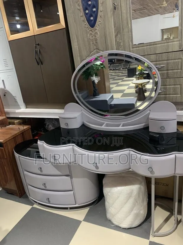Mirror Set · Photo 1