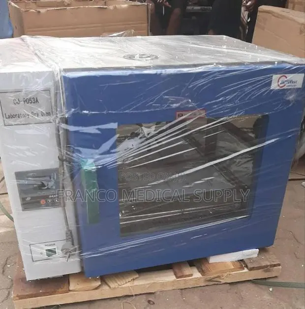 Laboratory Dry Oven 50 Litres · Photo 1