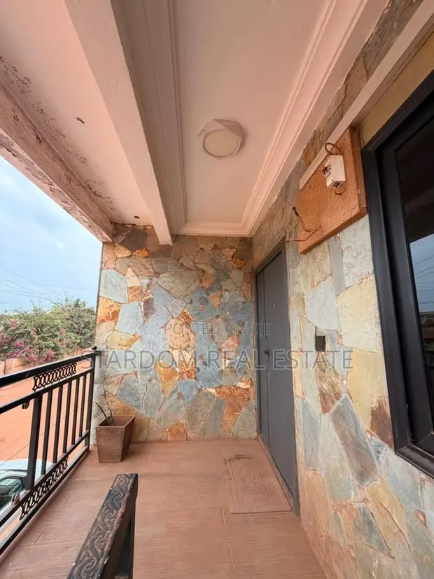 2bdrm Apartment in Ashaley Botwe, Nmai-Dzorn for rent · Photo 1