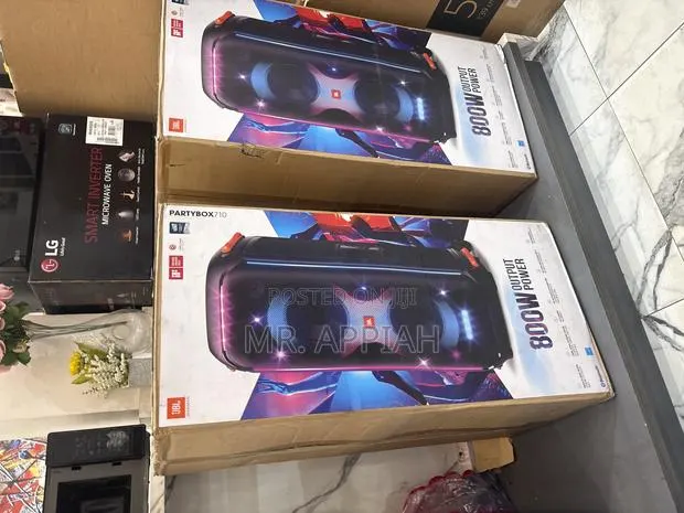Authentic JBL Party Box 710 Portable Bluetooth Speaker(800watt). · Photo 1