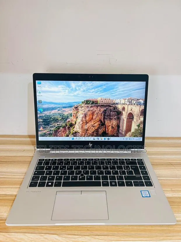 Laptop HP EliteBook 830 G6 8GB Intel Core I5 SSD 256GB · Photo 1