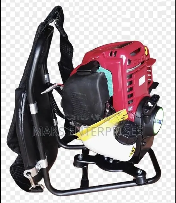 Grass Trimmer With a 4 Stroke Gasoline Engine · Photo 1