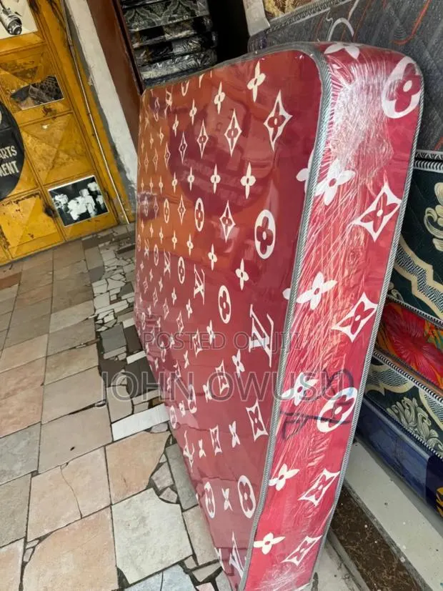 8inch Double Mattress for Sale · Photo 1