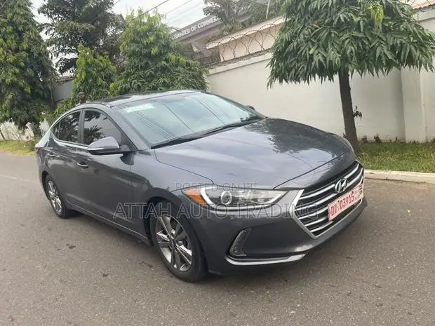 Hyundai Elantra 2017 Blue · Photo 1