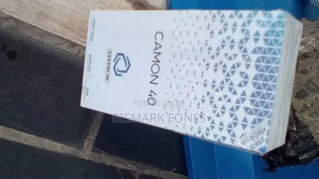 New Tecno Camon 40 Pro 5G 256 GB Black · Photo 1