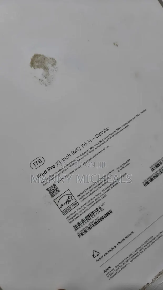 New Apple iPad Pro 13 (2025) 1 TB Silver · Photo 1