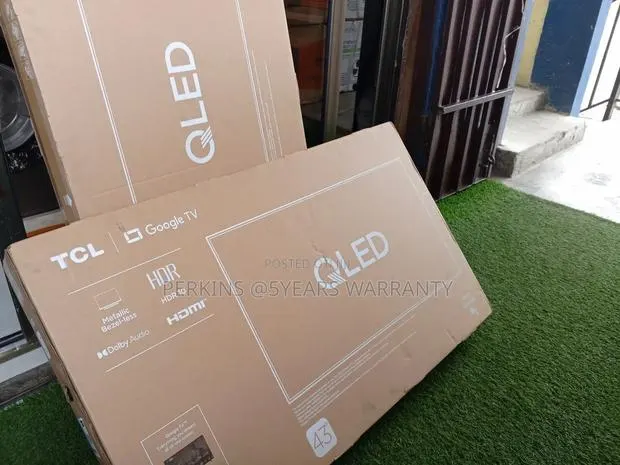 TCL Crystal Clear Smart Television 43 · Photo 1