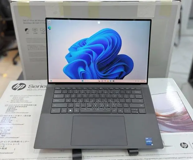 New Laptop Dell Precision 5570 32GB Intel Core i7 SSD 512GB · Photo 1