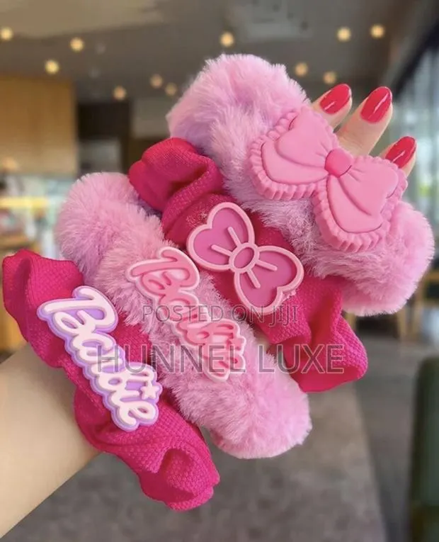 Pink Barbie Plush Scrunchie · Photo 1