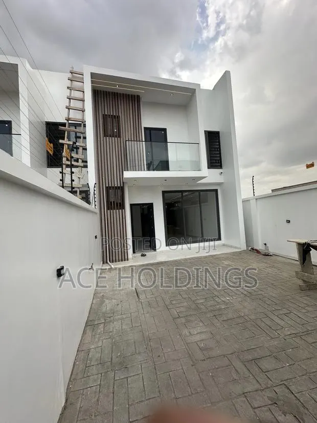2bdrm Townhouse/Terrace in East Legon Hills for sale · Photo 1