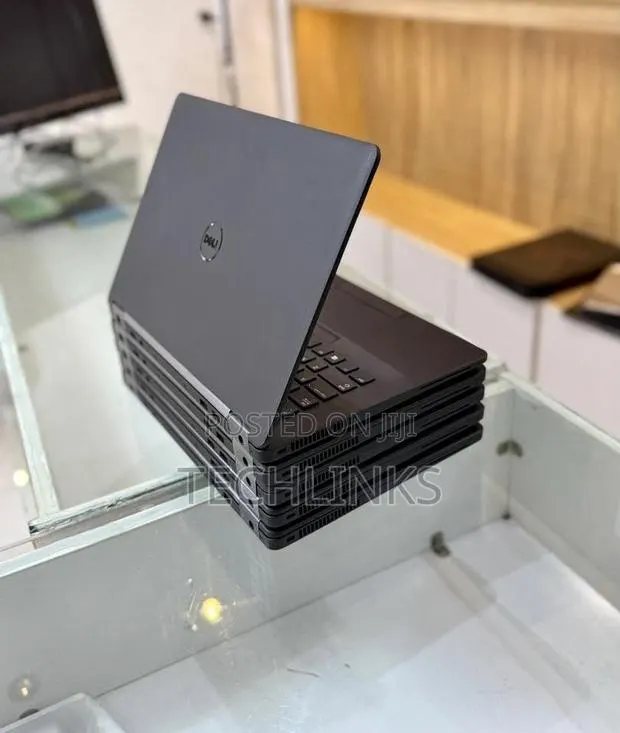 Laptop Dell Latitude E7470 8GB Intel Core i5 SSD 256GB · Photo 1