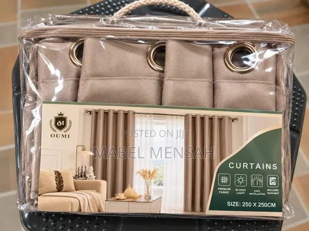 250*250 Curtains · Photo 1