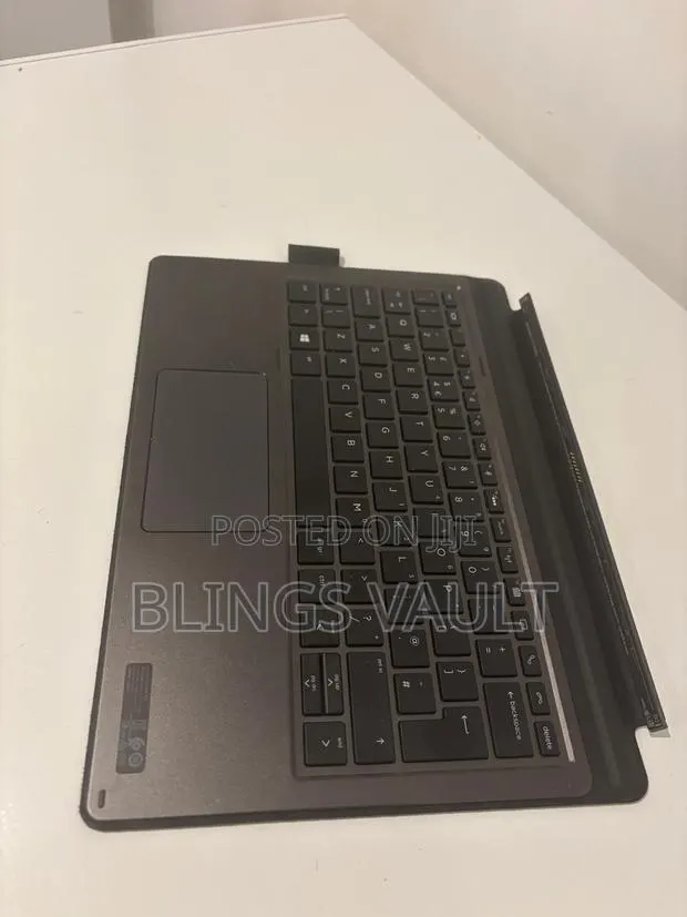 Laptop HP Pro X2 612 G2 8GB Intel Core i5 SSD 512GB · Photo 1