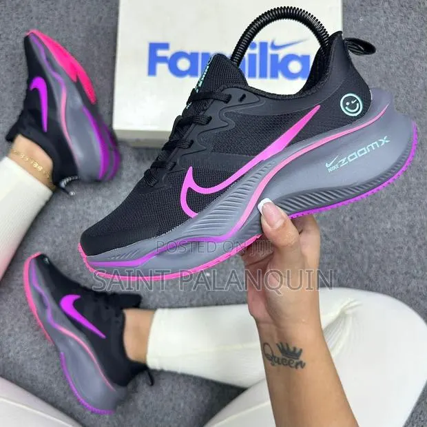 Nike Trainers · Photo 1