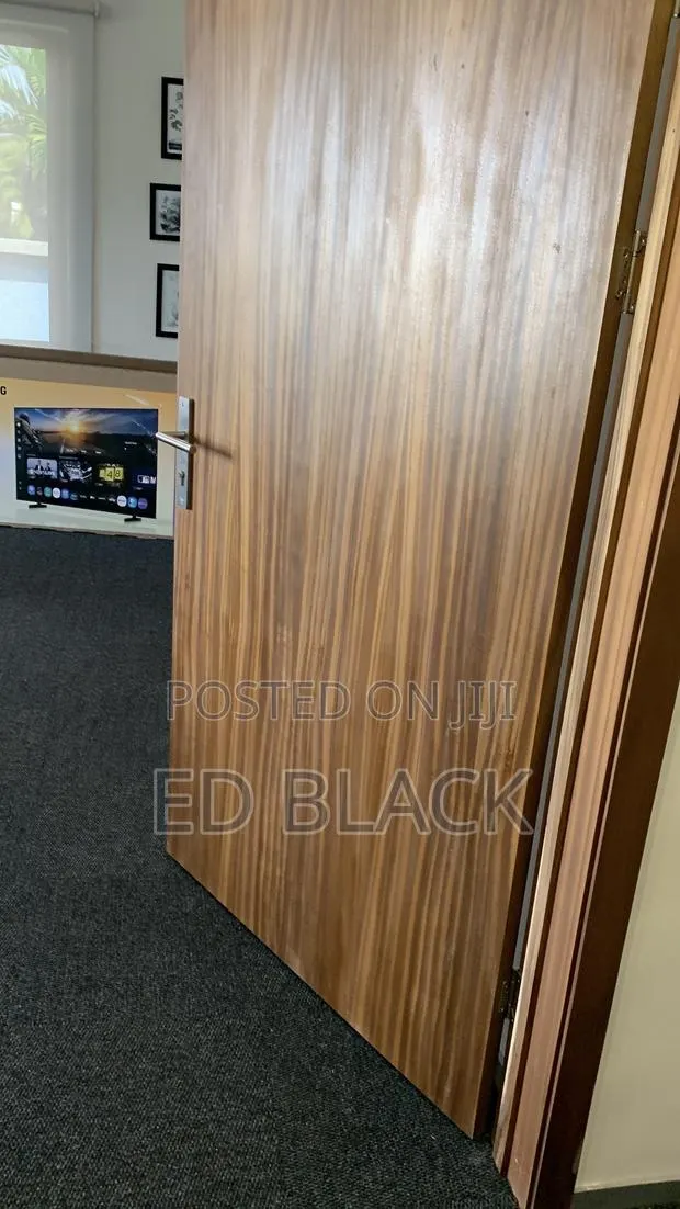 Door for Sell · Photo 1